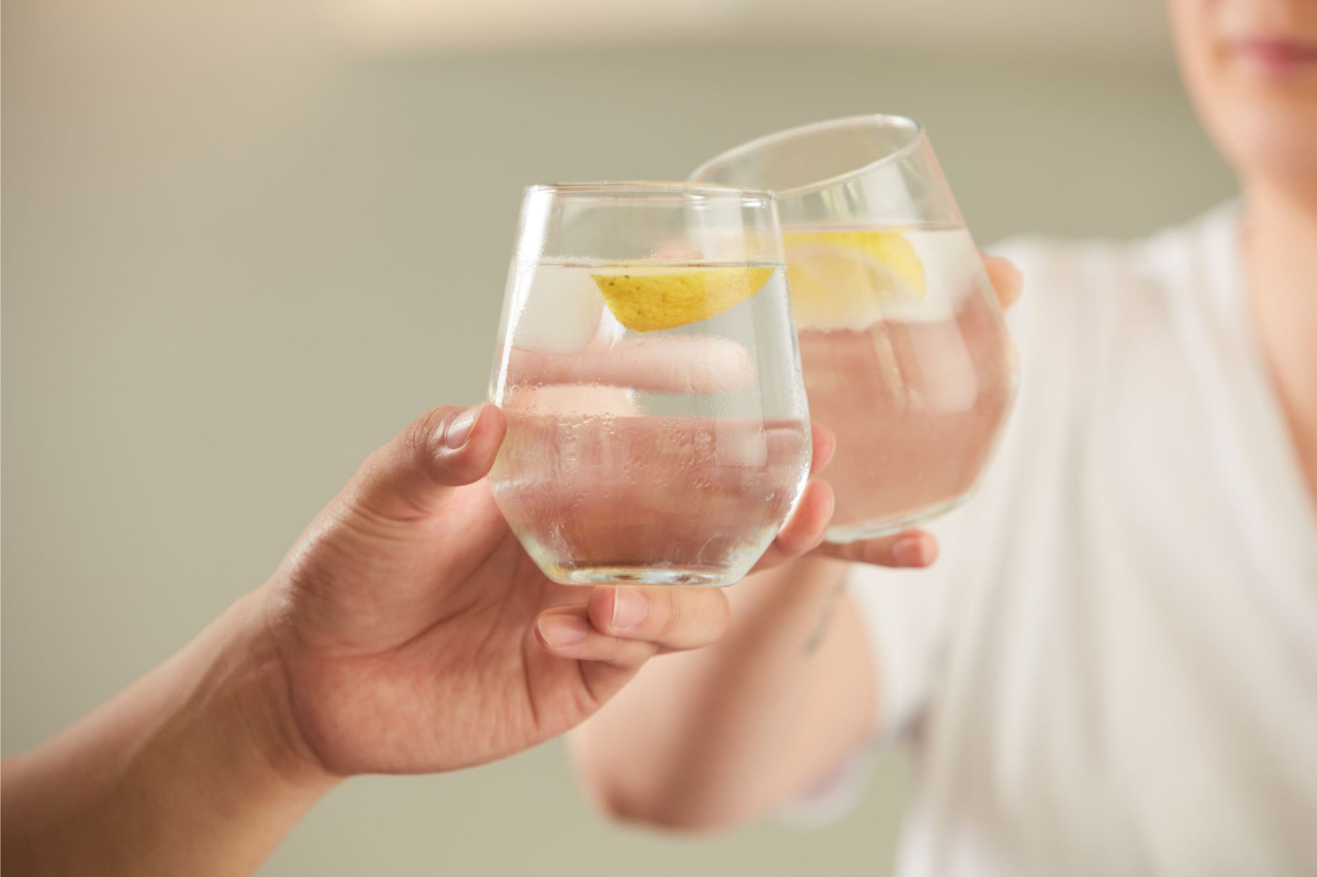 W2W-Lifestyle-Glass-together