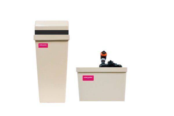 W2W-SEMI-AUTOMATIC-WATER-SOFTENER-LID-CLOSED-AND-WITH-TIMER